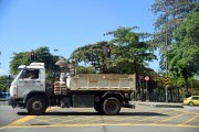 Truck on city center street - Rio de Janeiro city - Rio de Janeiro state (RJ) - Brazil