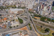Picture taken with drone of the Radial Leste viaduct over Estado Avenue and Tamanduatei River - Empty streets due to the Coronavirus Crisis - Sao Paulo city - Sao Paulo state (SP) - Brazil