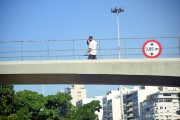 Footbridge over Infante Dom Henrique Avenue - Rio de Janeiro city - Rio de Janeiro state (RJ) - Brazil