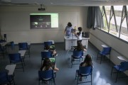 Private college classroom with part of the students in face-to-face class and the other part in remote class due to the Coronavirus crisis - Sorocaba city - Sao Paulo state (SP) - Brazil