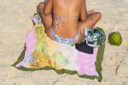 Woman in bikini at Arpoador beach - Rio de Janeiro city - Rio de Janeiro state (RJ) - Brazil