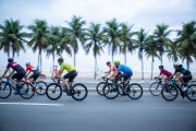 Cyclists on Atlantica Avenue - Rio de Janeiro city - Rio de Janeiro state (RJ) - Brazil