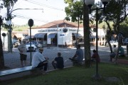 Seniors on Conego Antonio Manzi Square - Sao Jose dos Campos city - Sao Paulo state (SP) - Brazil
