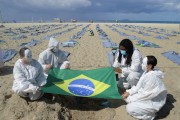 NGO Rio de Paz holds demonstration on Copacabana Beach for the 400,000 deaths of Covid 19 in Brazil - Rio de Janeiro city - Rio de Janeiro state (RJ) - Brazil