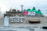 Sand sculpture depicting Christ the Redeemer and Sugarloaf Mountain - Copacabana Beach - Rio de Janeiro city - Rio de Janeiro state (RJ) - Brazil