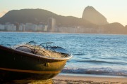 Fishing boat and fishing net - Fishing village Z-13 - on Post 6 of Copacabana Beach - Rio de Janeiro city - Rio de Janeiro state (RJ) - Brazil