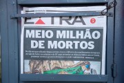 June 20 edition of the Extra newspaper with headlines stating that Brazil had 500,000 killed by Covid 19 - Rio de Janeiro city - Rio de Janeiro state (RJ) - Brazil