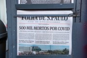 June 20 edition of the Folha de Sao Paulo newspaper with headlines stating that Brazil had 500,000 killed by Covid 19 - Rio de Janeiro city - Rio de Janeiro state (RJ) - Brazil