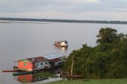 Houseboat on the Solimoes River - Mamiraua Sustainable Development Reserve - Uarini city - Amazonas state (AM) - Brazil