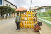 Man selling fruit in street stall - Guarani city - Minas Gerais state (MG) - Brazil