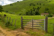 Farm portress - rural zone of Guarani city  - Guarani city - Minas Gerais state (MG) - Brazil