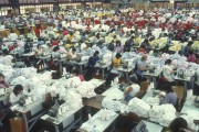 Seamstresses in the textile industry - The 80s - Sao Paulo city - Sao Paulo state (SP) - Brazil