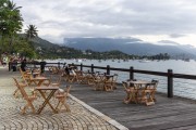 Deck with tables by the sea in the historic center of Ilhabela - Ilhabela city - Sao Paulo state (SP) - Brazil