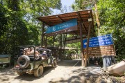 Tourists in a jeep at the entrance to Ilhabela State Park - Ilhabela city - Sao Paulo state (SP) - Brazil