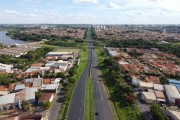 Picture taken with drone of the Transbrasiliana Highway (BR-153) in the citys urban perimeter - Sao Jose do Rio Preto city - Sao Paulo state (SP) - Brazil