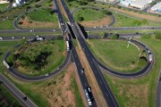 Picture taken with drone of the junction of Washington Luis Road (under the viaduct) with Transbrasiliana Highway (BR-153) - Sao Jose do Rio Preto city - Sao Paulo state (SP) - Brazil