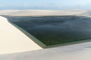 Lagoon and dunes - Lencois Maranhenses National Park  - Santo Amaro do Maranhao city - Maranhao state (MA) - Brazil