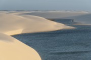 Lagoon and dunes - Lencois Maranhenses National Park  - Barreirinhas city - Maranhao state (MA) - Brazil