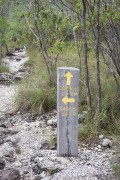 Trail sign board - Chapada dos Veadeiros National Park - Alto Paraiso de Goias city - Goias state (GO) - Brazil