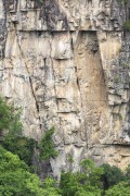 Sedimentary rock wall in Cerrado landscape - Chapada dos Veadeiros National Park - Alto Paraiso de Goias city - Goias state (GO) - Brazil