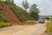Landslide on Highway MG-353 - Section between Guarani and Rio Novo - Guarani city - Minas Gerais state (MG) - Brazil