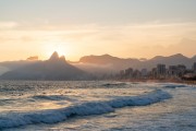 Sunset on Ipanema beach with Two Brothers Mountain in the background - Rio de Janeiro city - Rio de Janeiro state (RJ) - Brazil