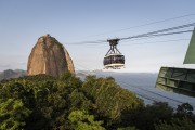 Cable car making the crossing between the Urca Mountain and Sugarloaf  - Rio de Janeiro city - Rio de Janeiro state (RJ) - Brazil