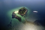 Aerial view of Island on Ilha Grande Bay - Angra dos Reis city - Rio de Janeiro state (RJ) - Brazil