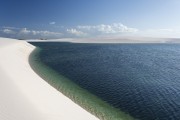 Lagoon and dunes - Lencois Maranhenses National Park  - Santo Amaro do Maranhao city - Maranhao state (MA) - Brazil