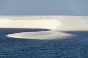 Lagoon and dunes - Lencois Maranhenses National Park  - Santo Amaro do Maranhao city - Maranhao state (MA) - Brazil