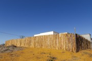 Residential wall made from bark of cut eucalyptus logs - Guarani city - Minas Gerais state (MG) - Brazil