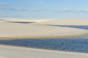 Lagoon and dunes - Lencois Maranhenses National Park  - Santo Amaro do Maranhao city - Maranhao state (MA) - Brazil