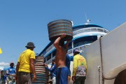 Loading of Piassava (Attalea funifera) - Sao Raimundo Port - Manaus city - Amazonas state (AM) - Brazil