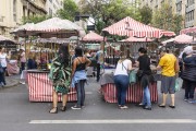 People walking and shopping at Hippie Market - Belo Horizonte city - Minas Gerais state (MG) - Brazil