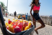 Basket with natural juices for sale on the promenade of Arpoador Beach - Rio de Janeiro city - Rio de Janeiro state (RJ) - Brazil