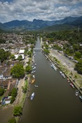 Picture taken with drone of channel beside the historic center of Paraty city - Paraty city - Rio de Janeiro state (RJ) - Brazil