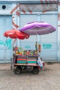 Street vendors cart in front of Fundiçao Progresso - Rio de Janeiro city - Rio de Janeiro state (RJ) - Brazil
