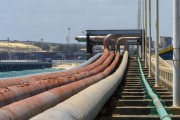 Gas and fuel transport pipeline - Pecem Port - Sao Goncalo do Amarante city - Ceara state (CE) - Brazil