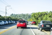 Traffic on Francisco Thomaz dos Santos Highway (SC-406) - Florianopolis city - Santa Catarina state (SC) - Brazil