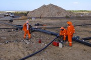 Piping for capturing and conducting gases to the Biogas Plant at the Metropolitan Landfill West of Caucaia (ASMOC) - Caucaia city - Ceara state (CE) - Brazil