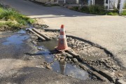 Domestic sewage discharged into the street in the open - Caucaia city - Ceara state (CE) - Brazil