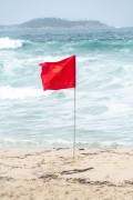 High risk red flag for swimming in the sands of Diabo Beach - Rio de Janeiro city - Rio de Janeiro state (RJ) - Brazil