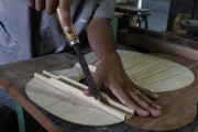 Production of guitar with certified wood in The Amazonian Workshop and School of Lutherie (OELA)  - Manaus city - Amazonas state (AM) - Brazil
