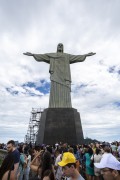 Tourists on a visit to Christ the Redeemer - Rio de Janeiro city - Rio de Janeiro state (RJ) - Brazil