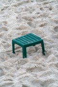 Plastic table on the sand of Ipanema Beach - Rio de Janeiro city - Rio de Janeiro state (RJ) - Brazil