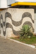 Portuguese stone wall in a gas station with a traditional wave design of the Copacabana boardwalk - Rio de Janeiro city - Rio de Janeiro state (RJ) - Brazil