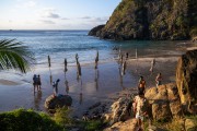 Tourists at Cachorro Beach - Fernando de Noronha Environmental Protection Area - Fernando de Noronha city - Pernambuco state (PE) - Brazil