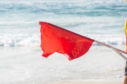 High risk red flag for swimming in the sands of Diabo Beach - Rio de Janeiro city - Rio de Janeiro state (RJ) - Brazil