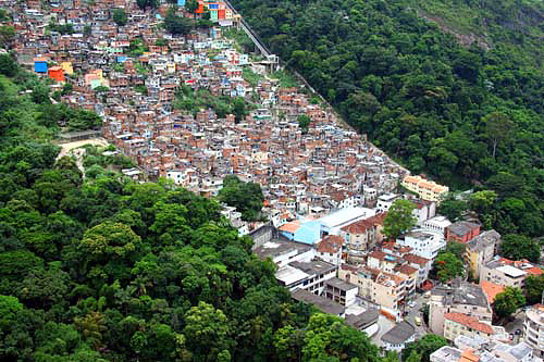  Vista aérea da favela Dona Marta no bairro Botafogo - Rio de Janeiro - RJ - Brasil  - Rio de Janeiro - Rio de Janeiro - Brasil