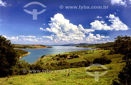  Represa de Furnas, formada pelo Rio Grande (próximo à Santo Hilário) e Sapucaí - MG - Brasil - Janeiro/2004.  - Minas Gerais - Brasil